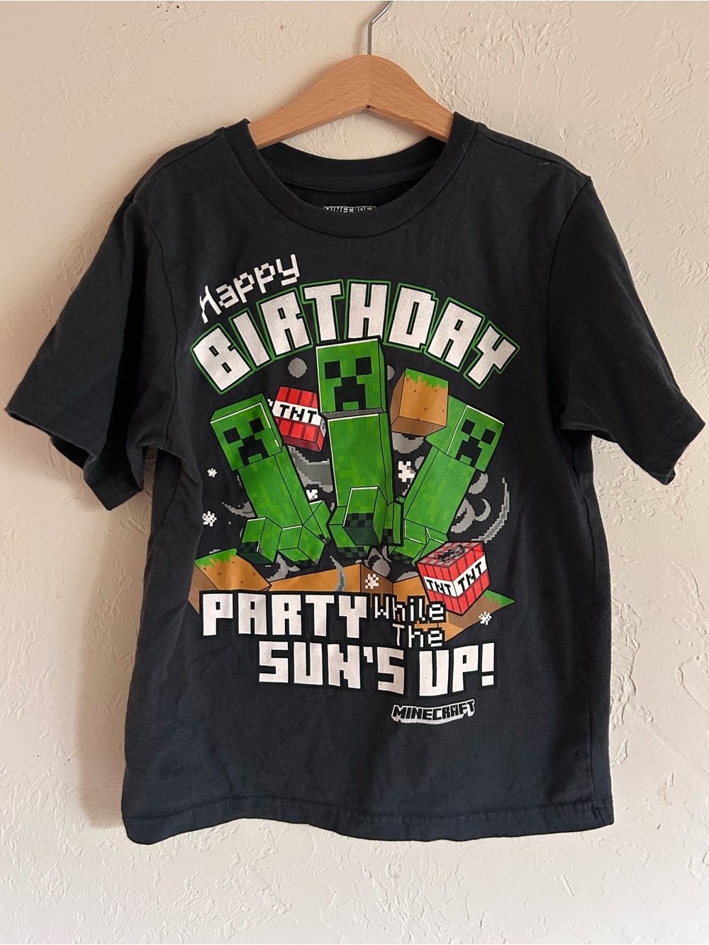 Kids' Minecraft 'Happy Birthday' Creeper Graphic Tee, size 7/8